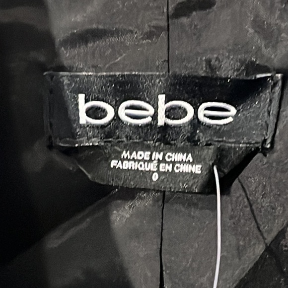 Bebe Alina Tweed Bow Front Vest. Size-0. New with Tags. - Picture 5 of 6